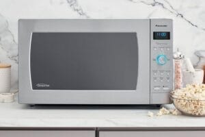 Read more about the article فرن الميكروويف الذكي العصري